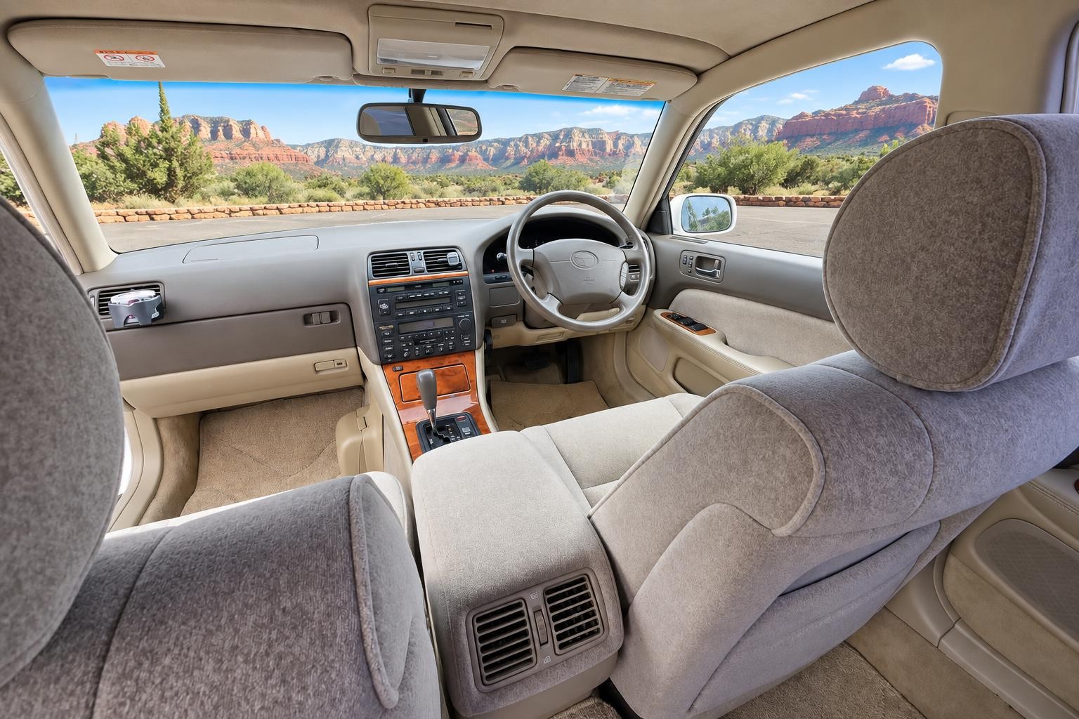 Vehicle photo 11
