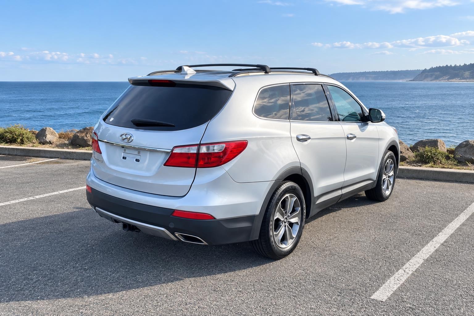 Vehicle photo 4