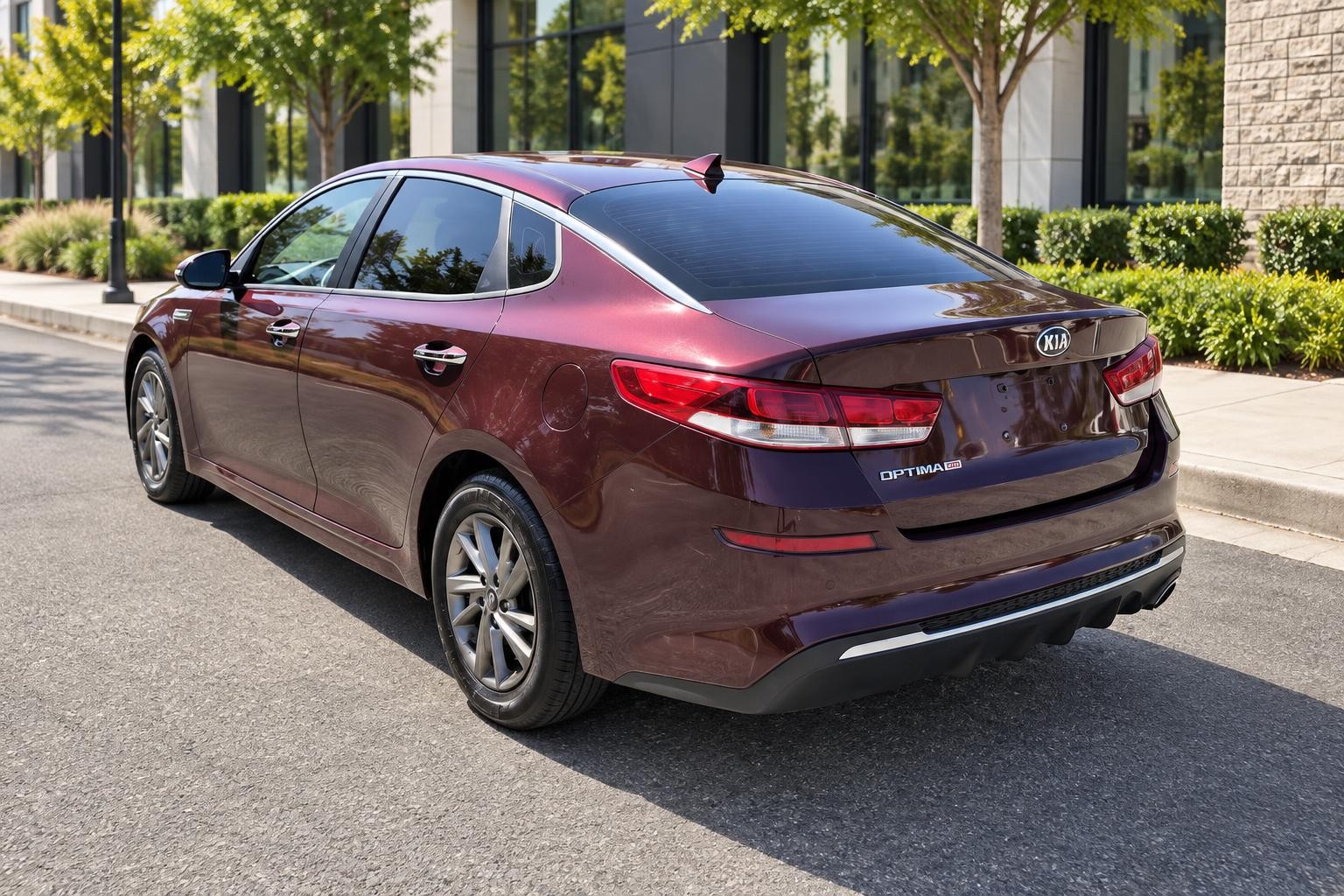 Vehicle photo 4