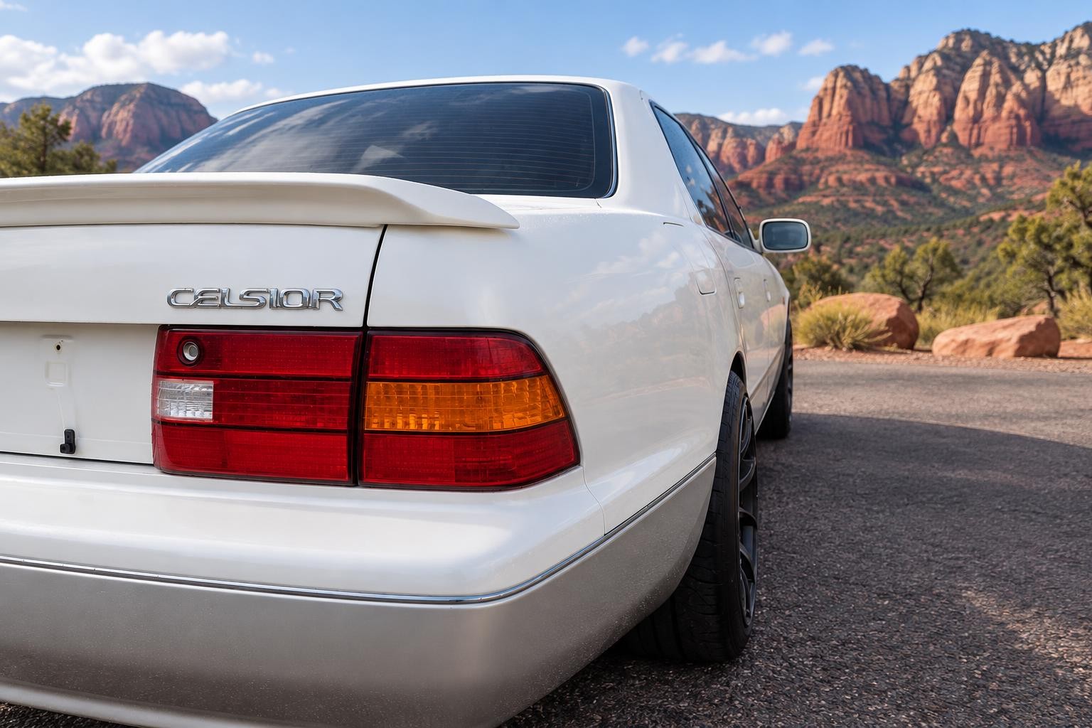 Vehicle photo 5