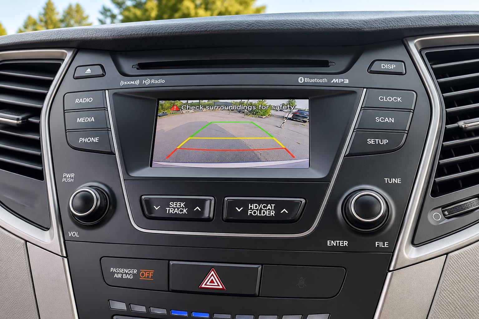 Vehicle photo 13