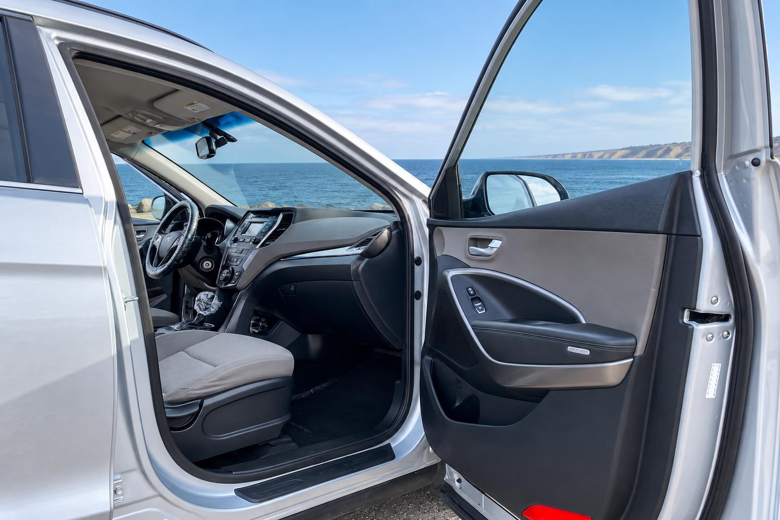 Vehicle photo 7