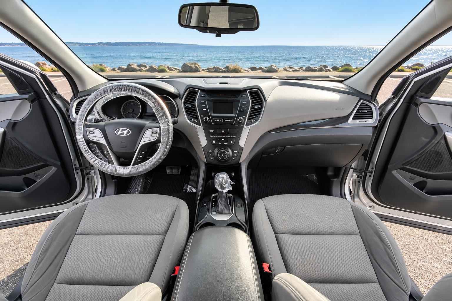 Vehicle photo 10