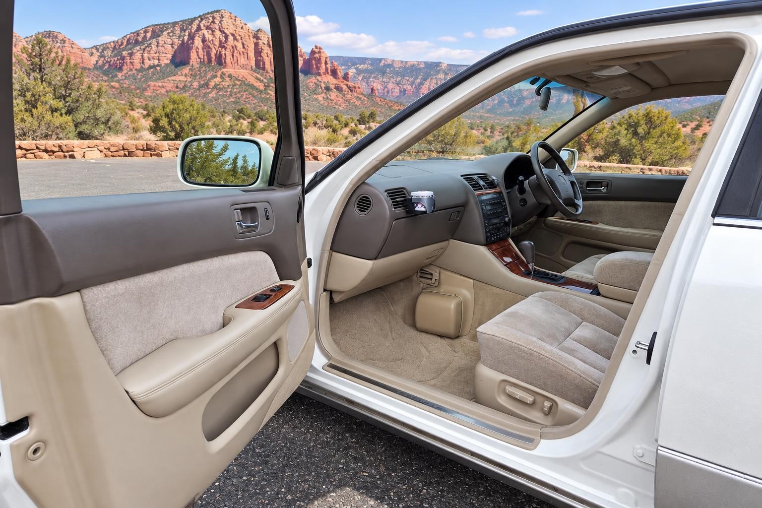 Vehicle photo 9